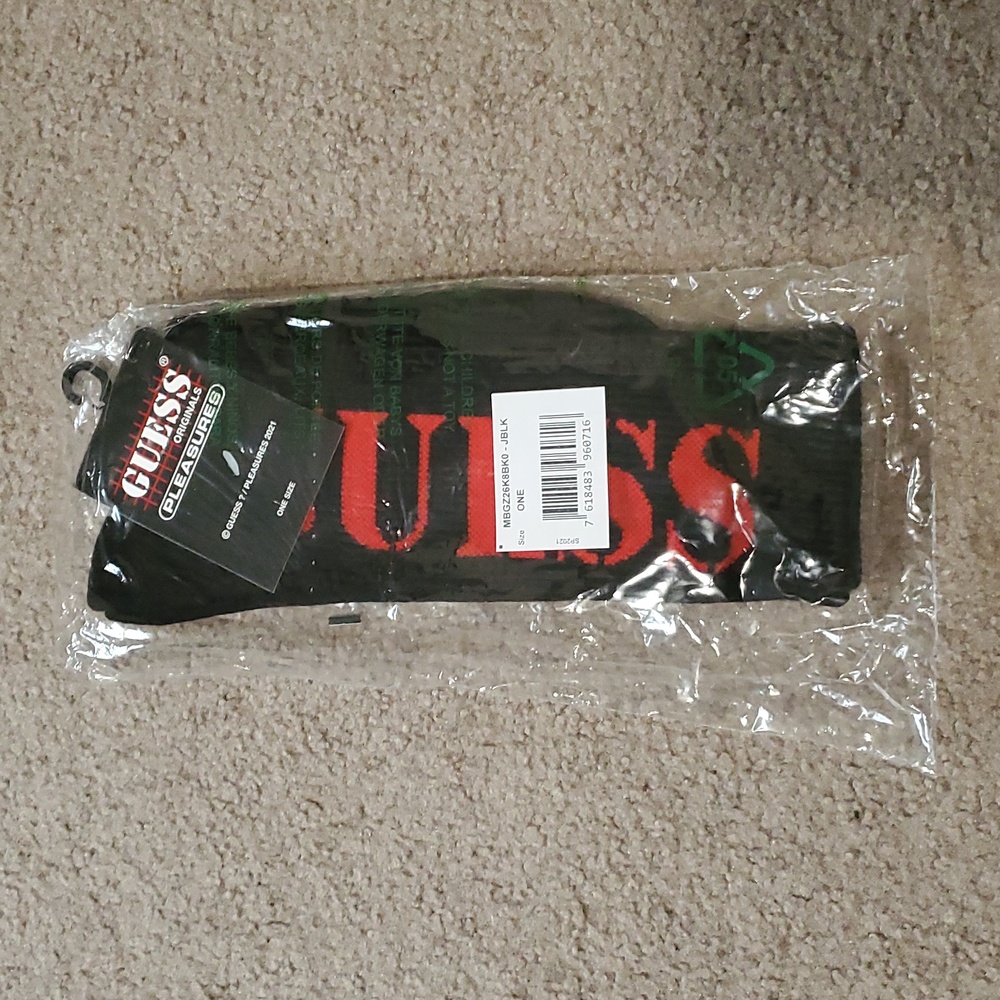 Guess Originals x Pleasures logo socks
